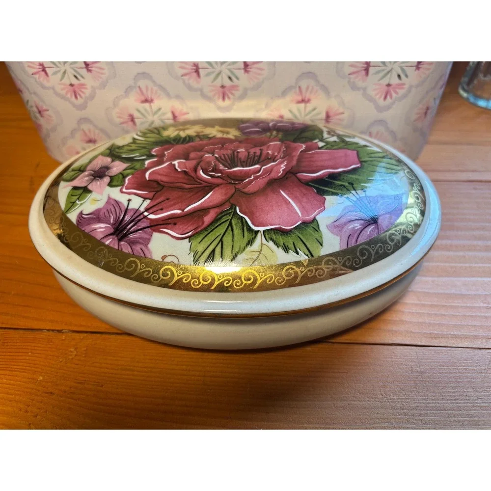 Casual Limited Edition Music Box
